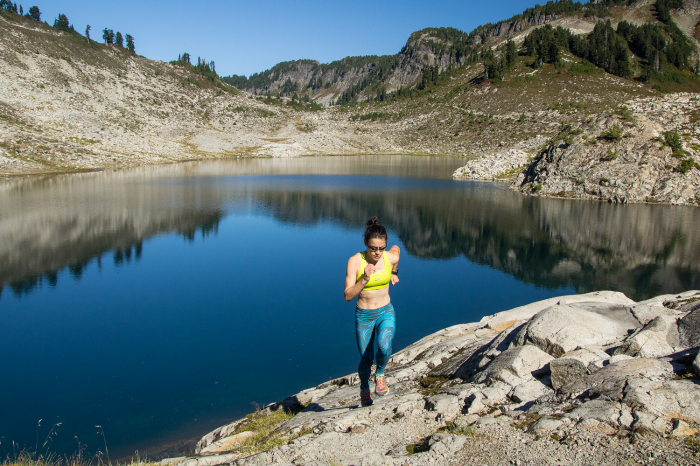 Maria Dalzot running in the mountains